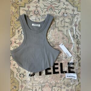 New STEELE Lorzena Ribbed Crop Racer Back Tank Top Grey Women’s Extra Small
